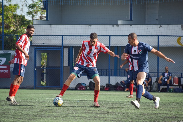 布罗亚各入 布罗亚各入